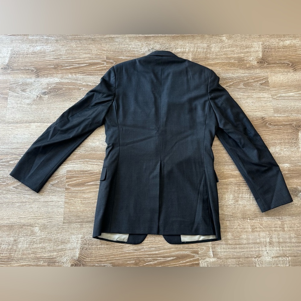 Paul Stuart Super 120s Lightweight Wool Suit - Picture 5 of 9